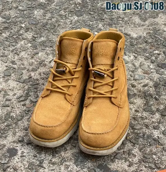 265 Nike ACG Kingman Suede Brown Walker Sneakers