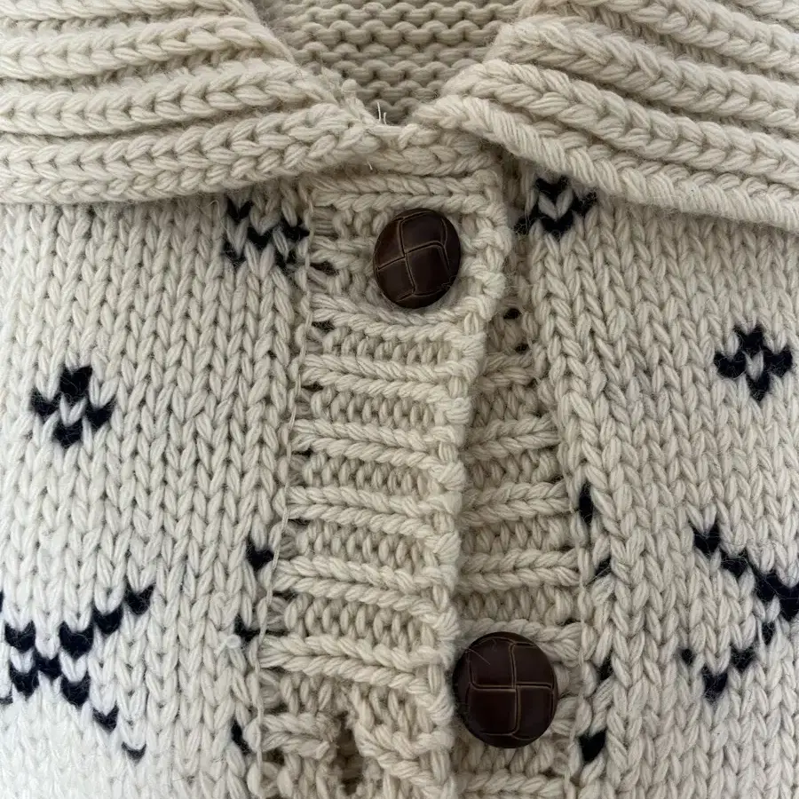 위드아웃썸머 deer cowichan cardigan