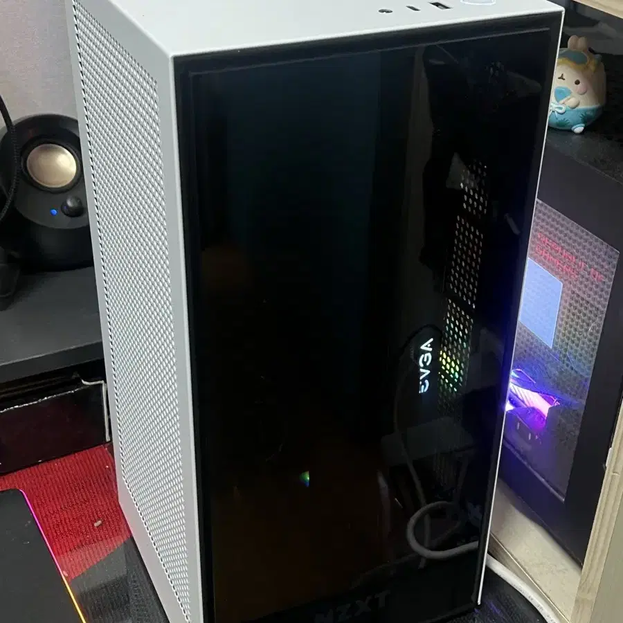 itx pc 본체 라이젠 5600x rtx3070 nzxt h1