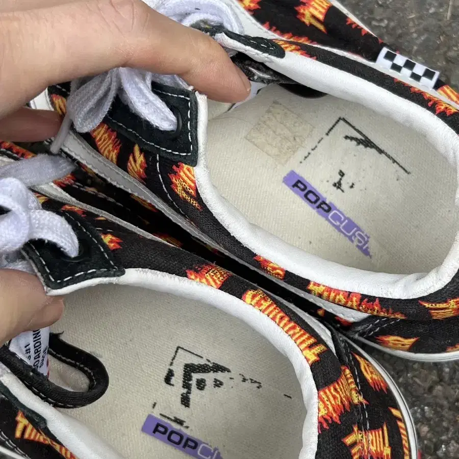 Vans x Thrasher 반스 트래셔 올드스쿨 스니커즈