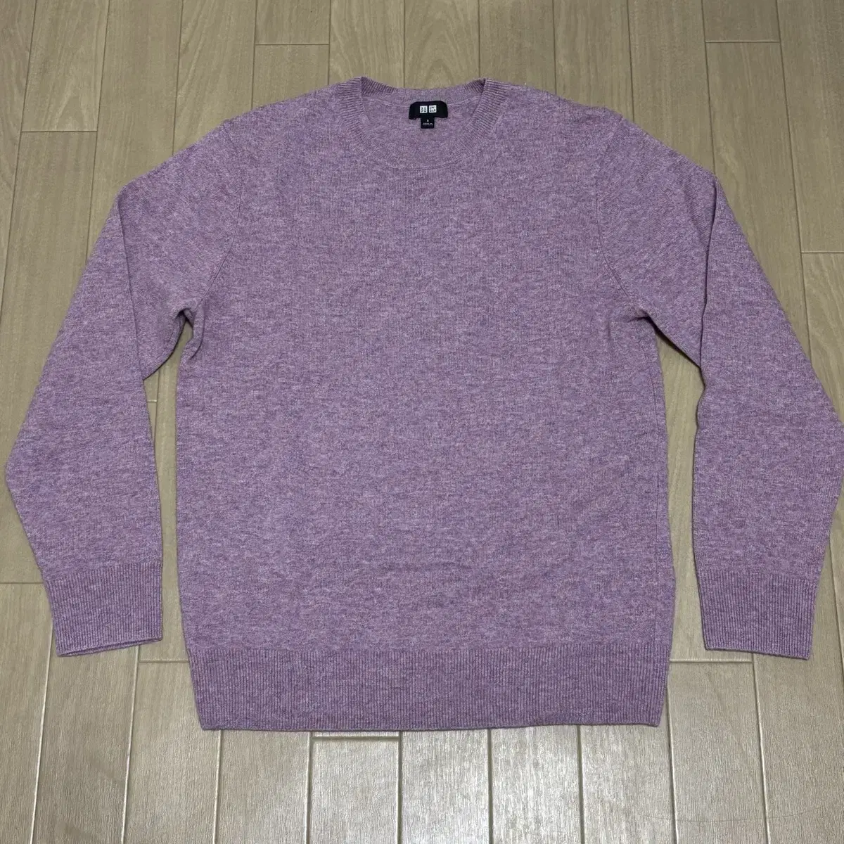 UNIQLO Cashmere Crewneck Sweater (New Item)