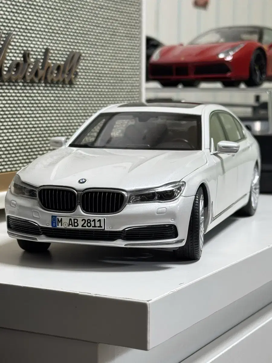 [1:18] BMW 7시리즈 딜러버전