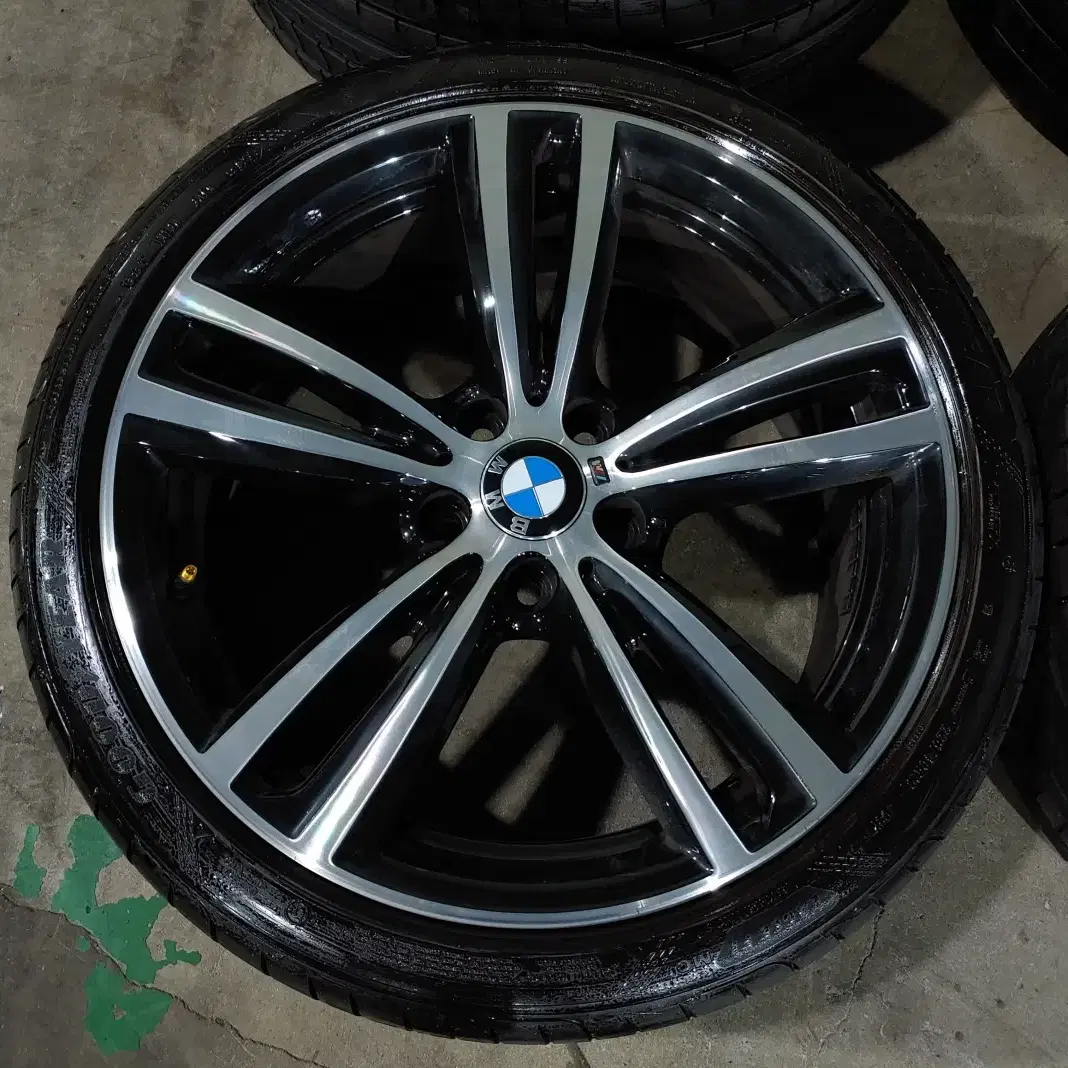 BMW F32 428i 442M 19인치 정품 휠타이어