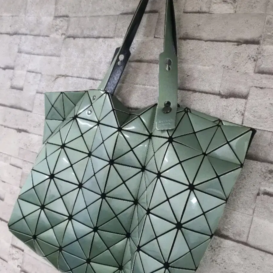 [BAOBAO] ISSEYMIYAKE BAOBAO 바오바오 루센트