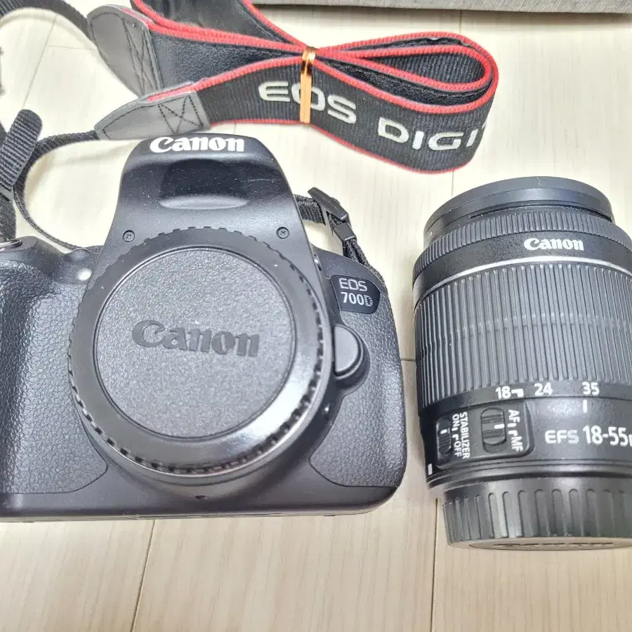 A급 캐논 EOS 700D 카메라 와 18-55 STM 렌즈 세트