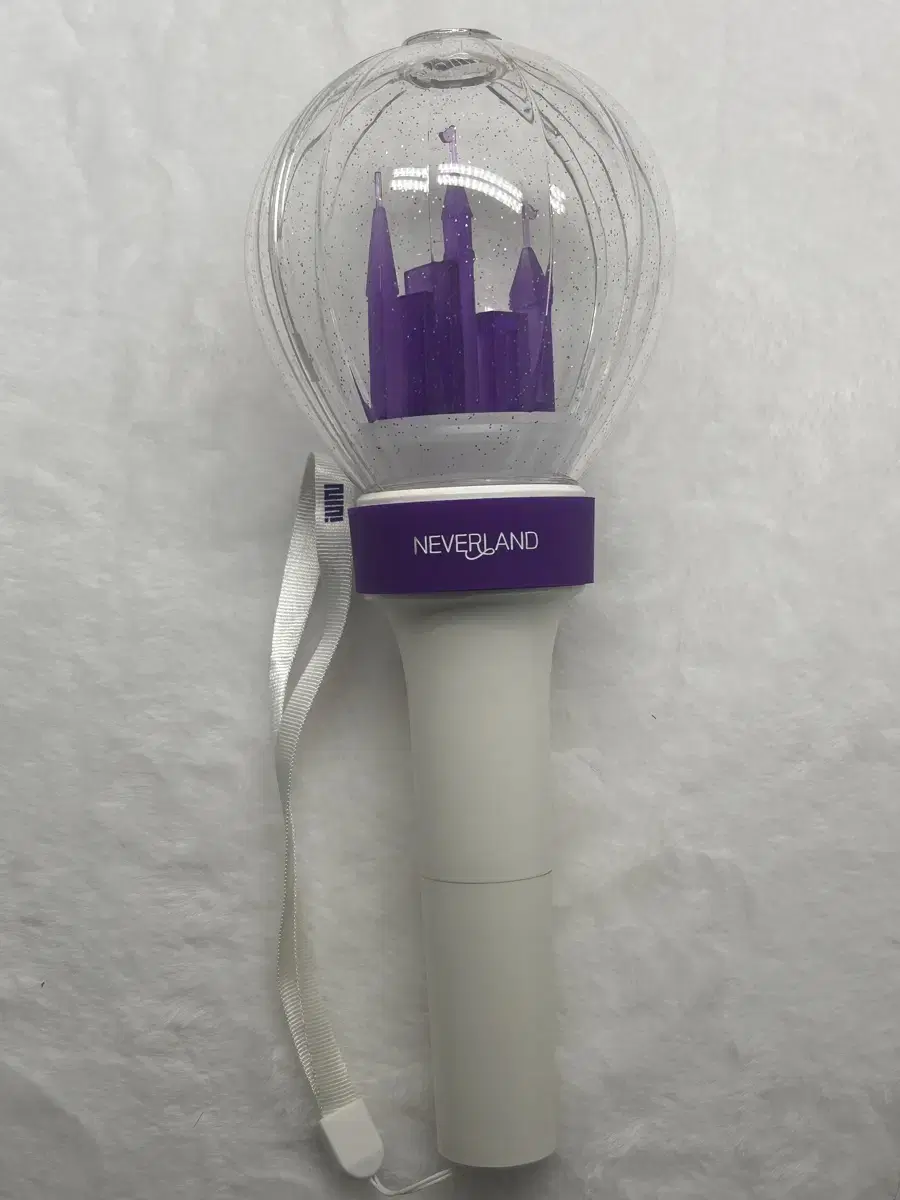 Gidle lightstick, Neverbong 1st Generation, sold with strap