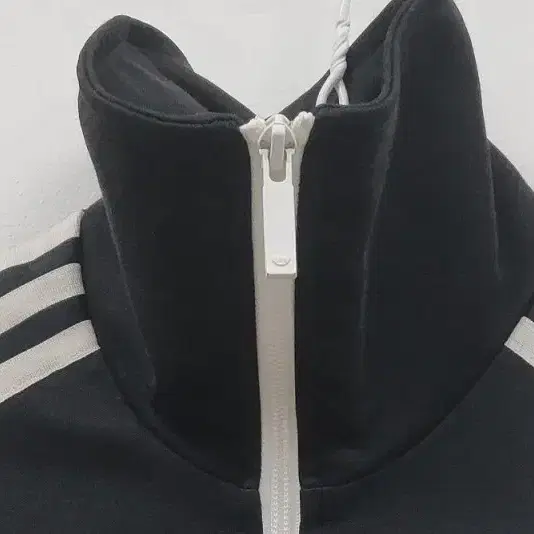 ADIDAS 아디다스 블랙 자켓 공용 085