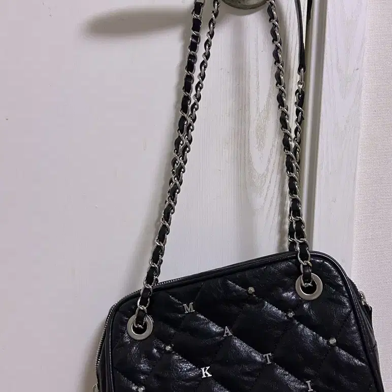 마뗑킴 스터드 퀄팅 백 블랙 STUD QUILTING BAG BLACK