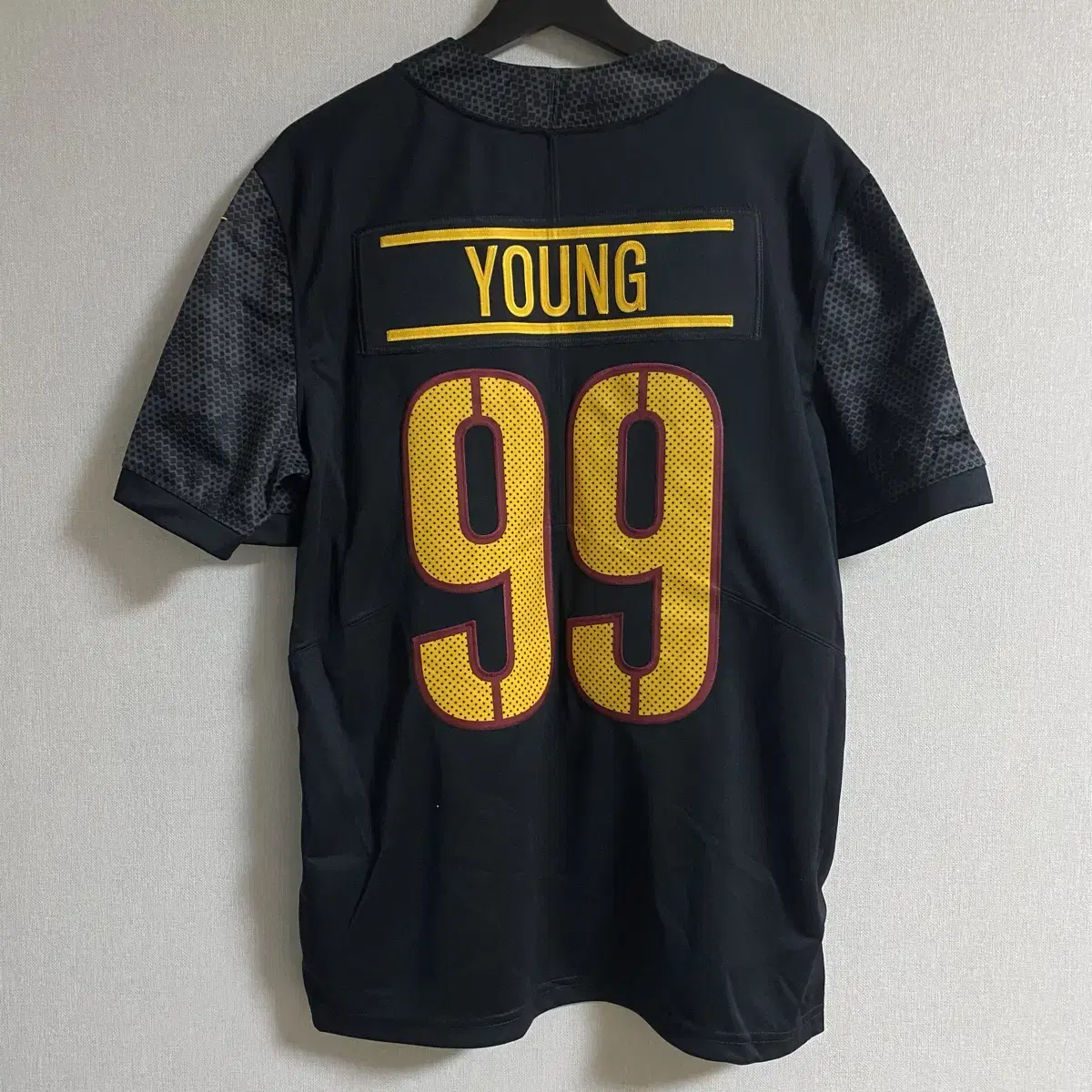 NFL 워싱턴 커맨더스 YOUNG 저지 유니폼