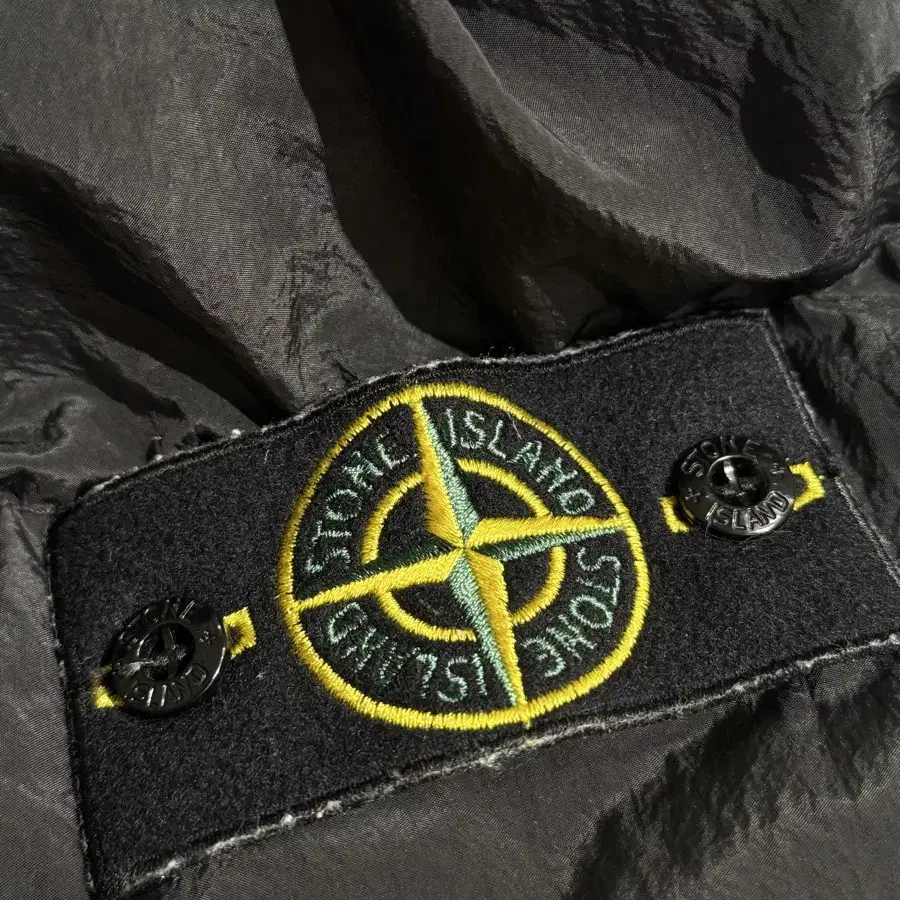 Stoneisland 21fw nylon metal down TC 판매