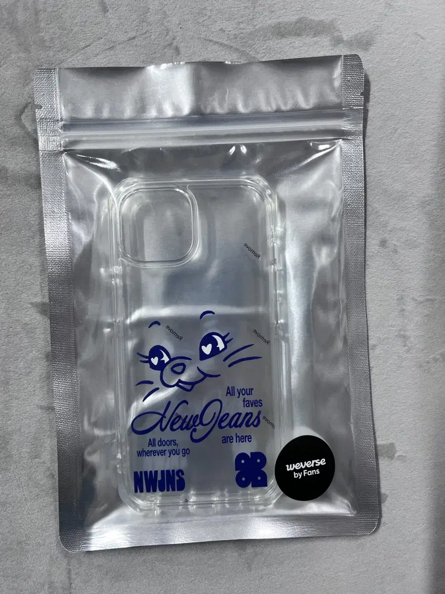 뉴진스 투명 아이폰케이스 아이폰15 newjeans iphone case