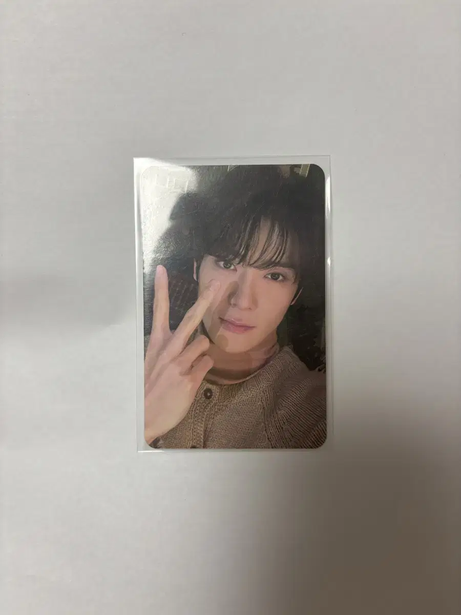 I want to sell the NCT 127 Jaehyun photocard!