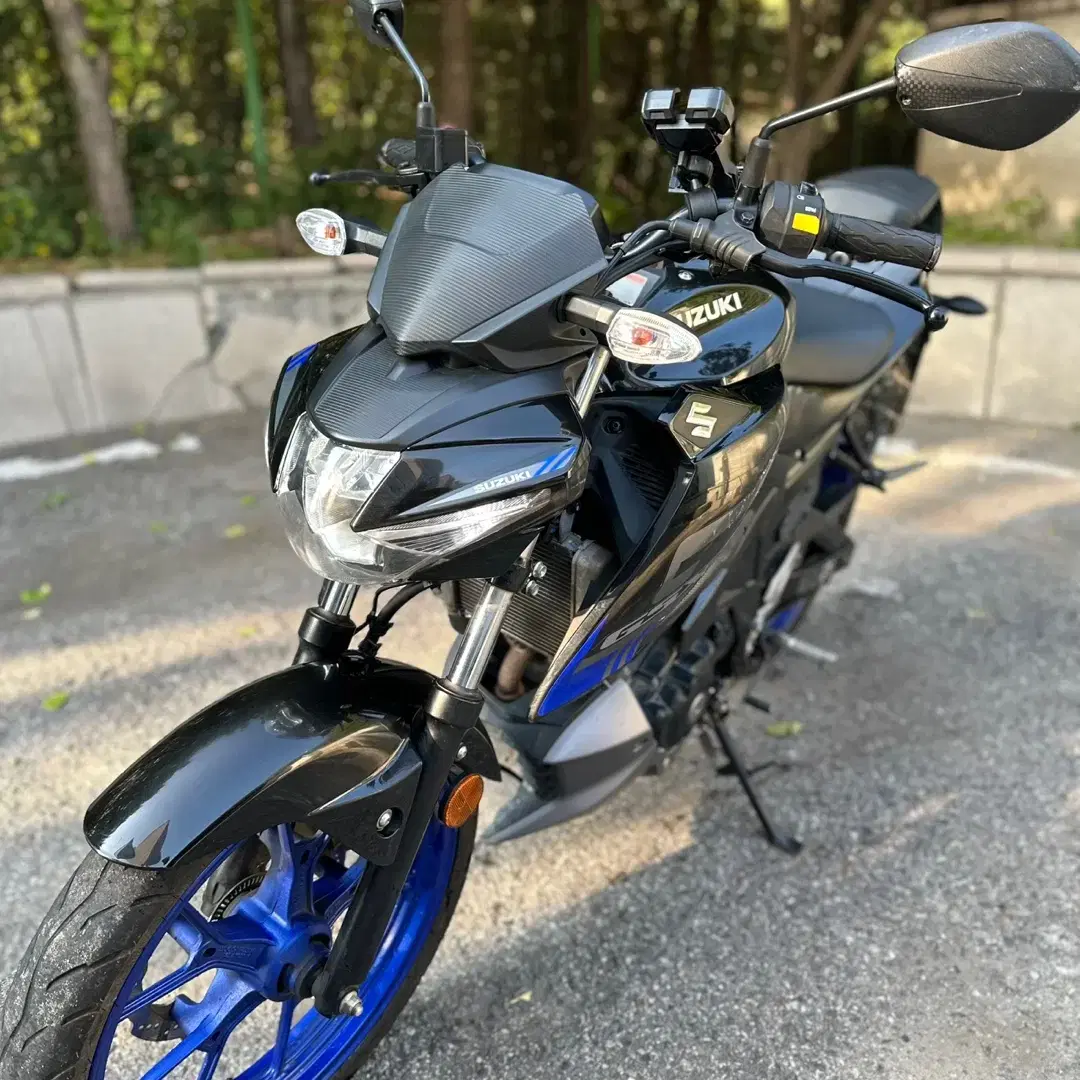 23년식 스즈키 gsxs125 gsx-s125