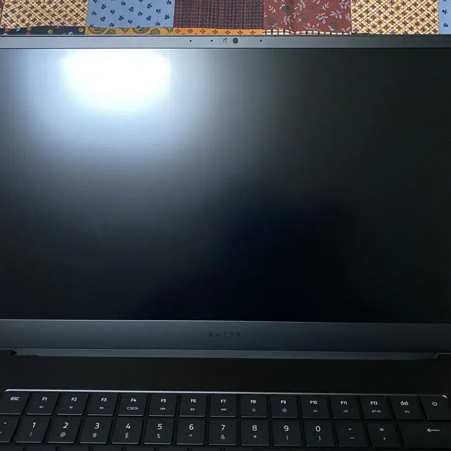 razer blade 15 advanced 13gen 4070 QHD