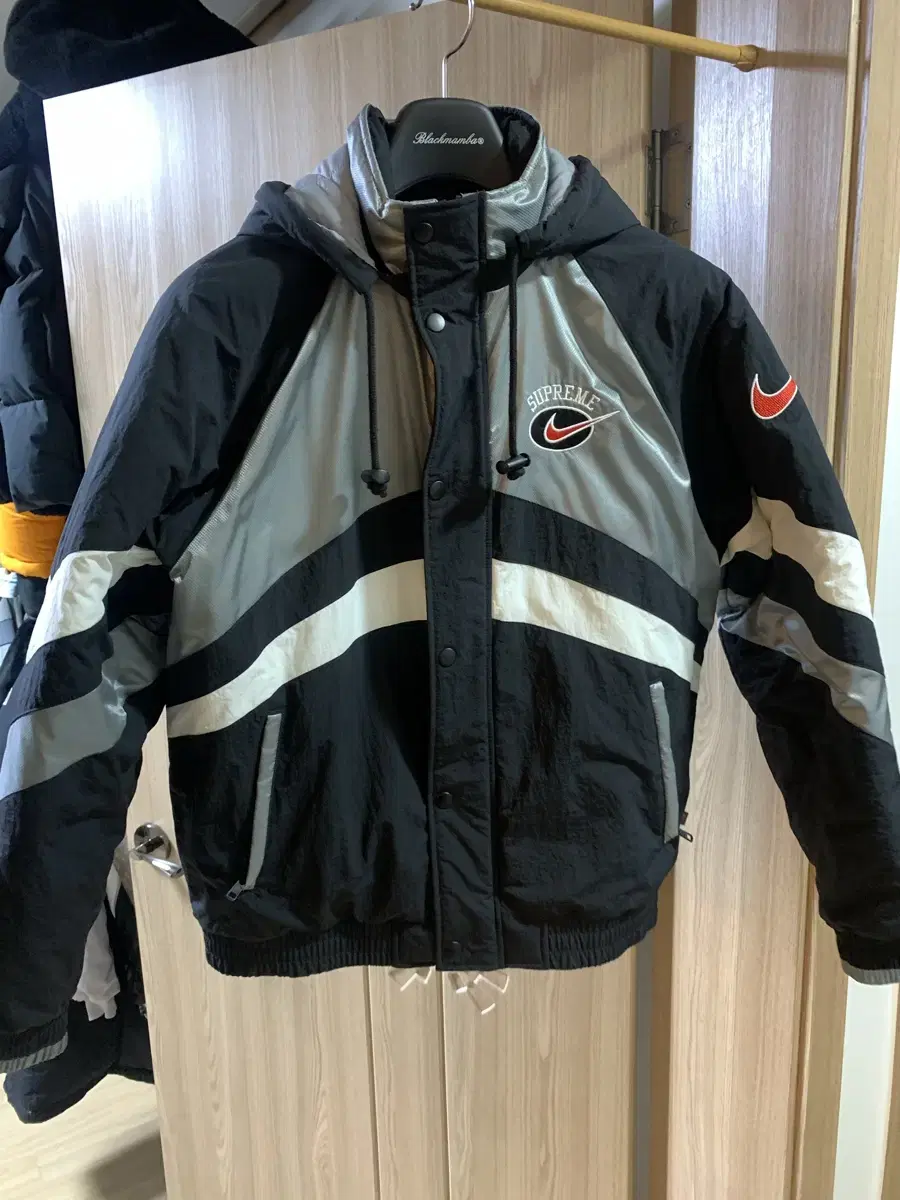 [S] Supreme x Nike Retro Jacket