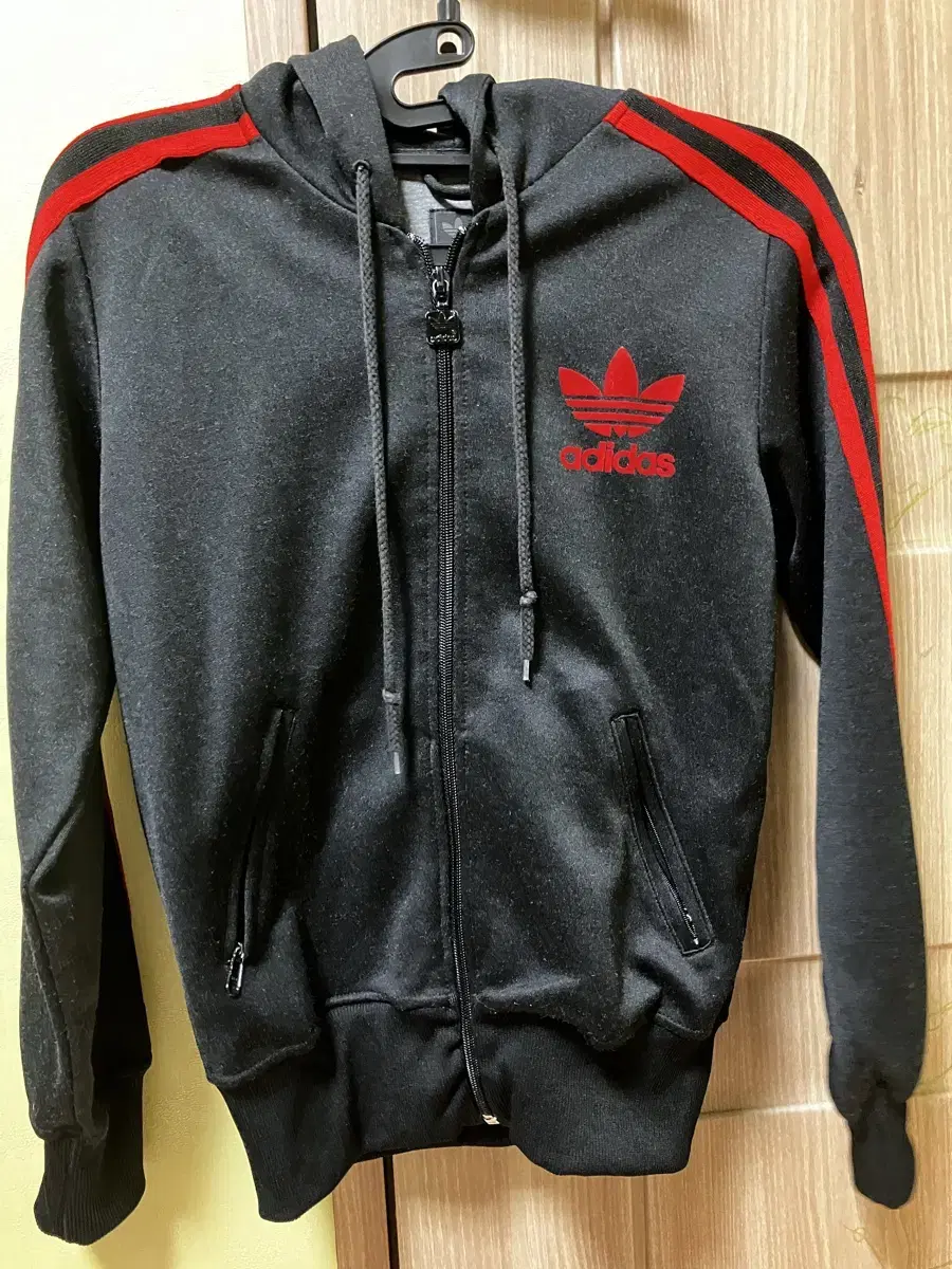 [Genuine/XS] Adidas Firebird Hooded Fleece Track Top Black/Red