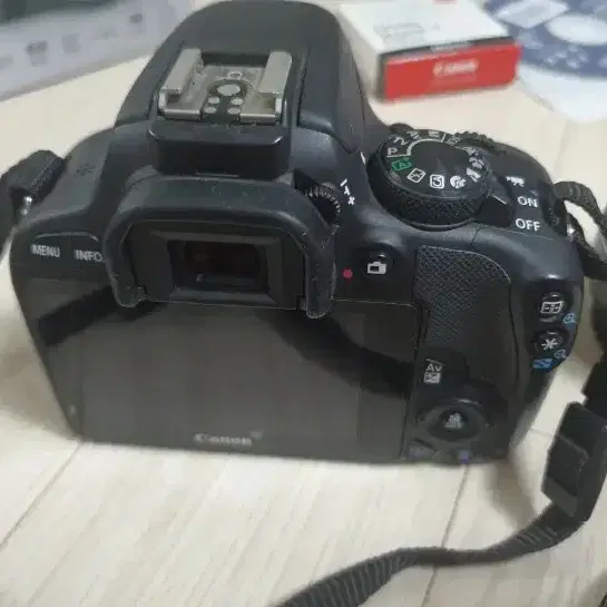 캐논 카메라 EOS 100D 와 40mm 단렌즈 세트