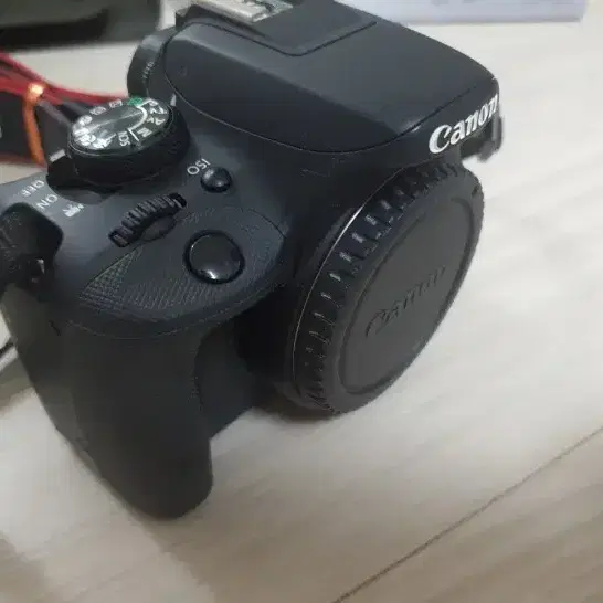 캐논 카메라 EOS 100D 와 40mm 단렌즈 세트