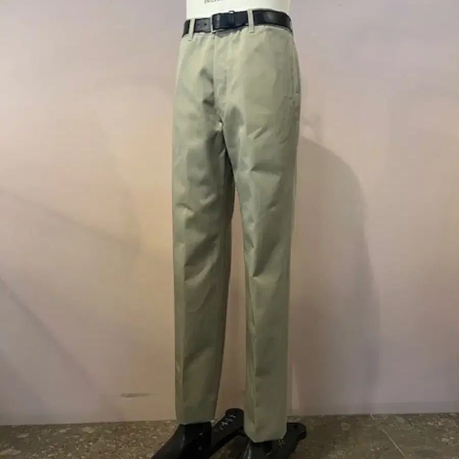 (새제품) Lot  511 Work Trouser