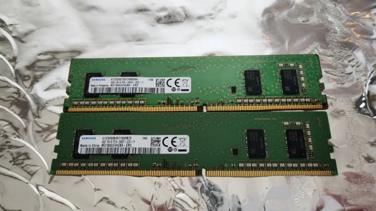 DDR4 4G X 2EA