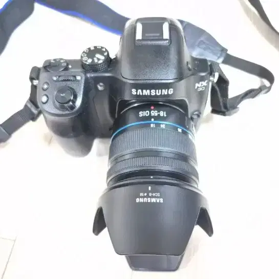 삼성 중급용 미러리스 카메라 NX30 과 18-55렌즈 세트