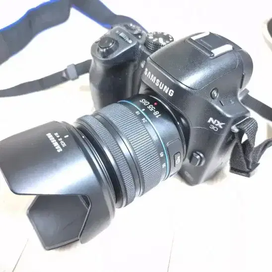 삼성 중급용 미러리스 카메라 NX30 과 18-55렌즈 세트