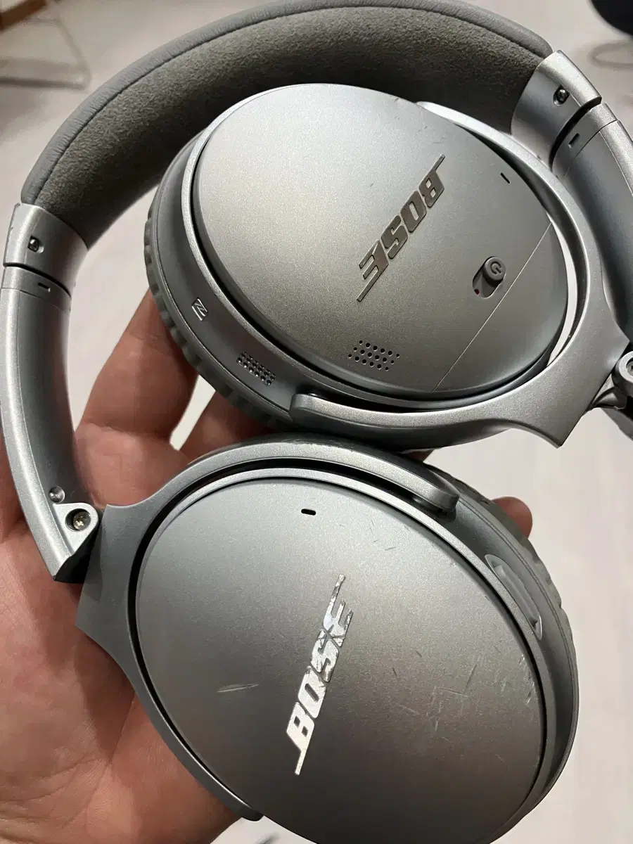 보스 QC35 실버