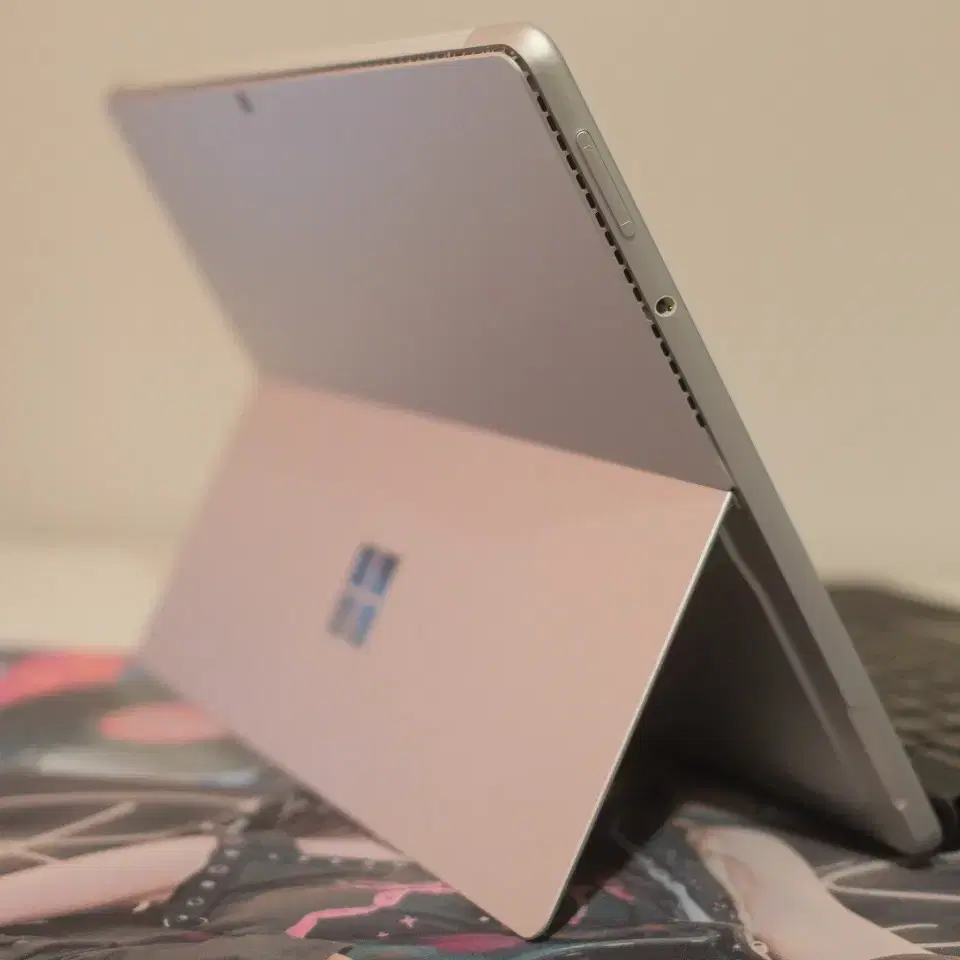 노트북 Microsoft Surface 8