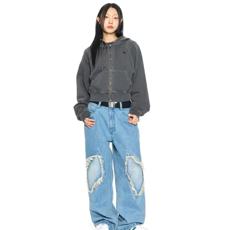 PATCHED STRAIGHT PANTS - LIGHT BLUE