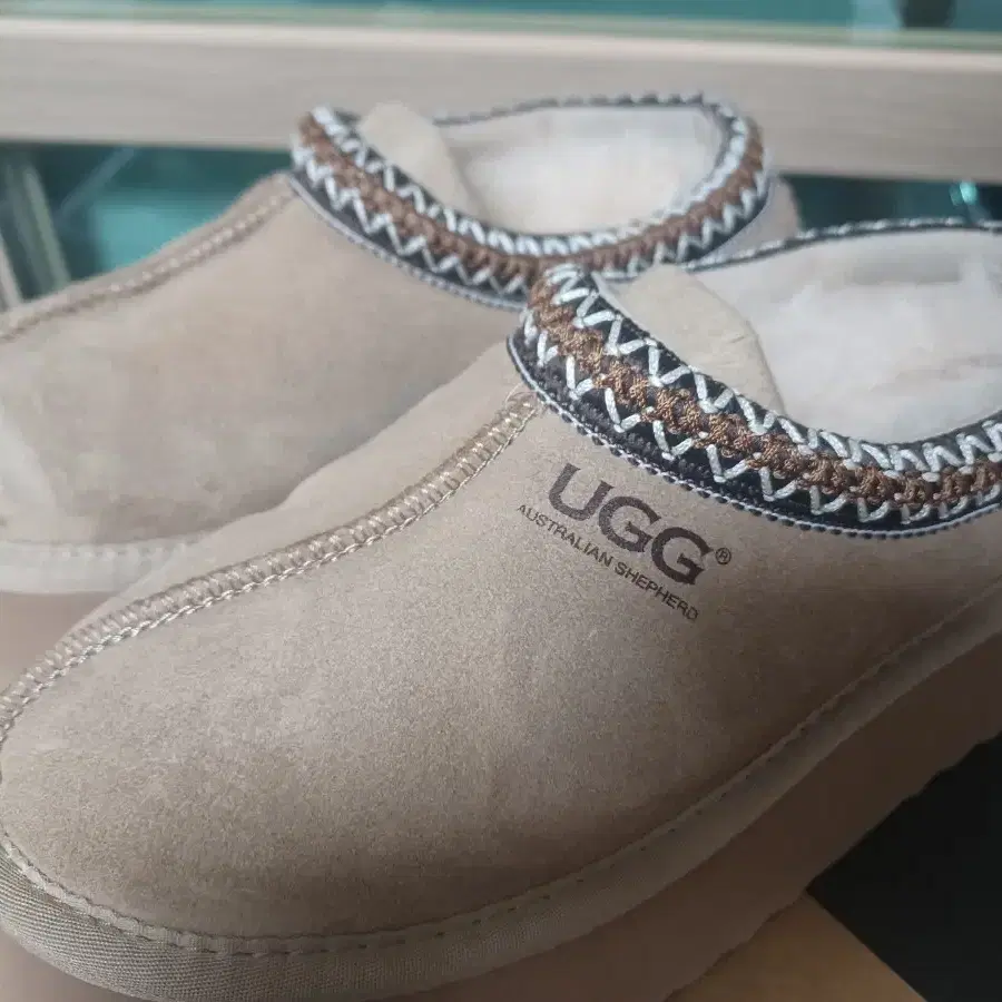 무료배송~ 호주 어그 Uggs (230~235)