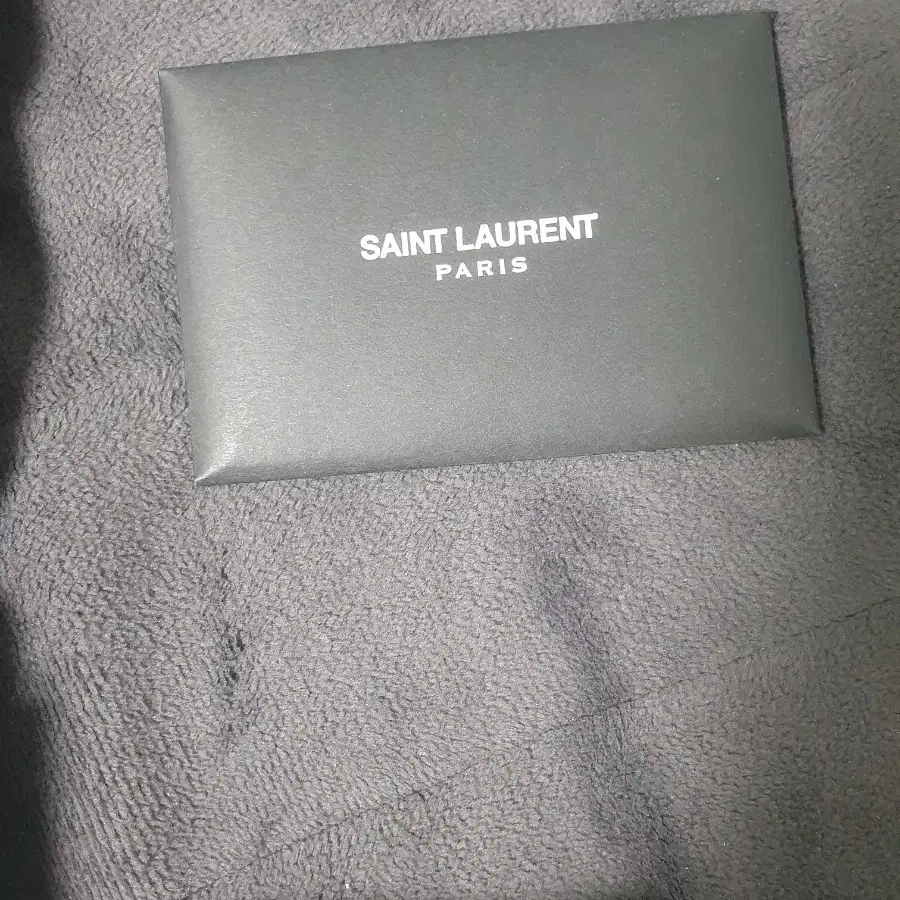 SAINT LAURENT 입생로랑 지갑