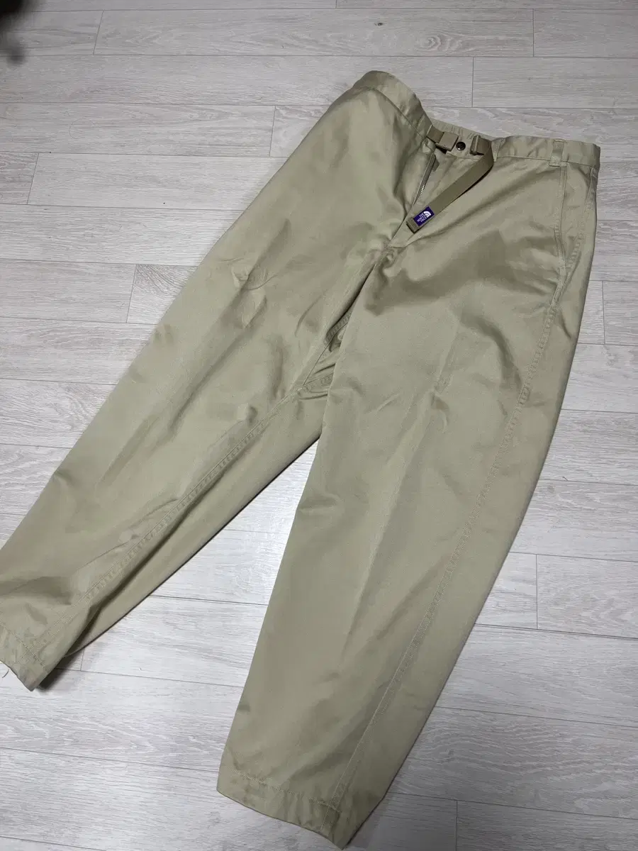 [32] North Face Purple Label Tapered Chino Pants