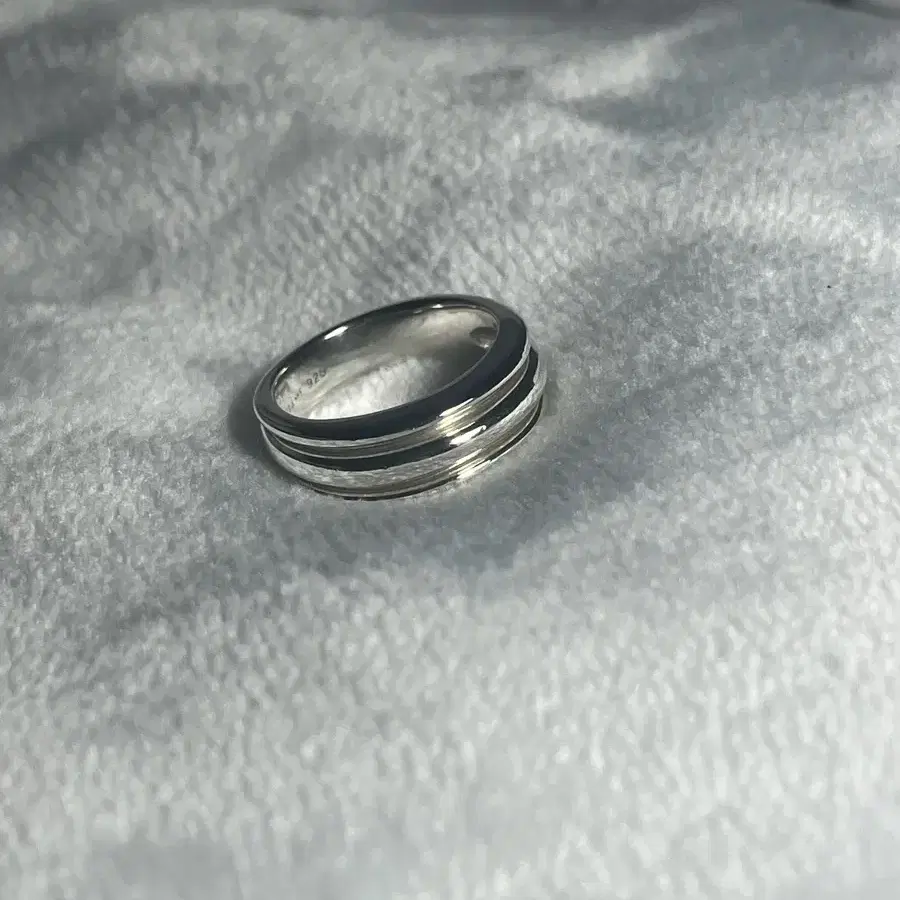 정가12만원 콜드프레임 flat vessel ring 실버반지