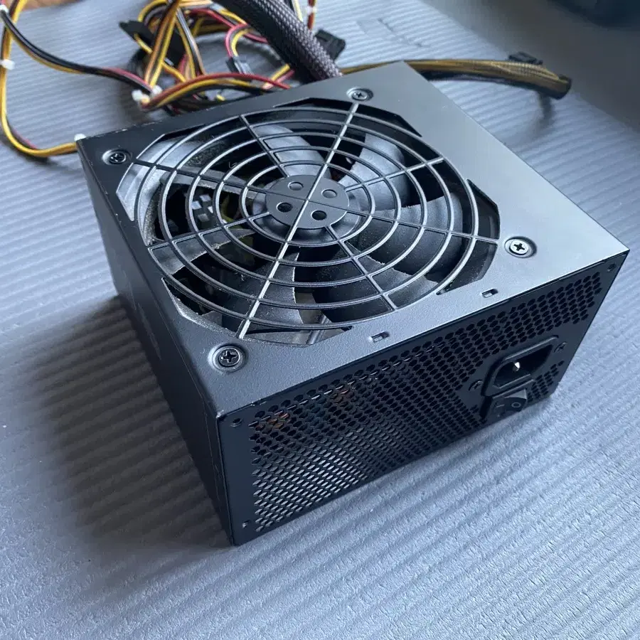 쿨러마스터600w 파워