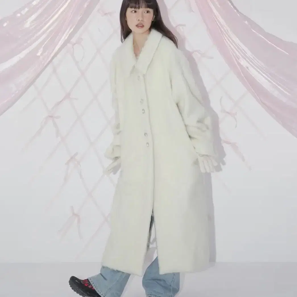 마가린핑거스 롱 코트 HAIRY WOOL LONG COAT IVORY