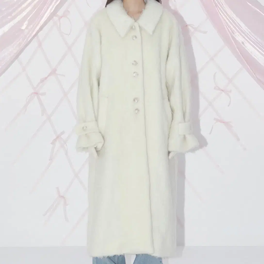 마가린핑거스 롱 코트 HAIRY WOOL LONG COAT IVORY