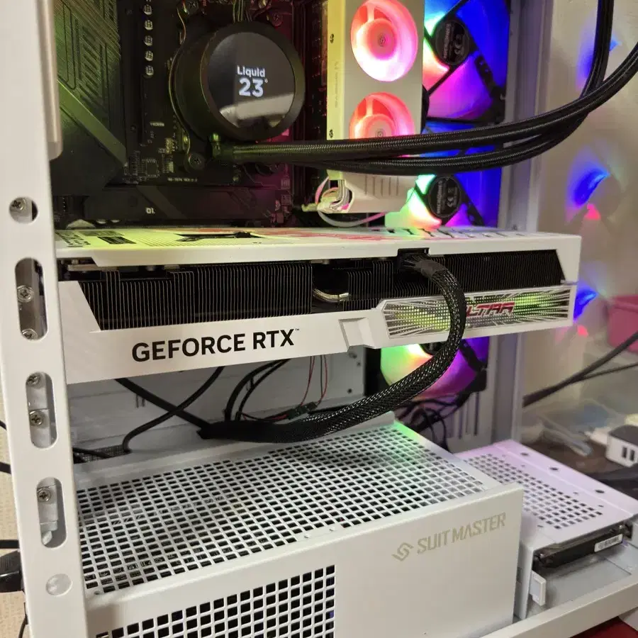 COLORFUL iGame 지포스 RTX 4080 SUPER ULTRA