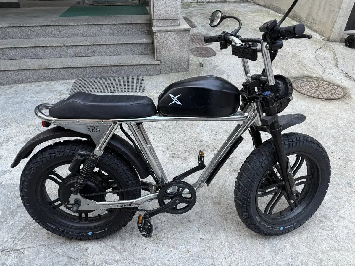 X-Rider Turbo Pro 60V25Ah 2000W Electric Scooter