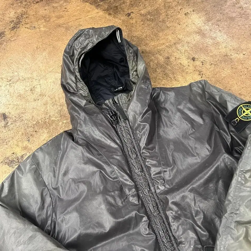 [Genuine/100] Stone Island Old School Ice Padded Jacket