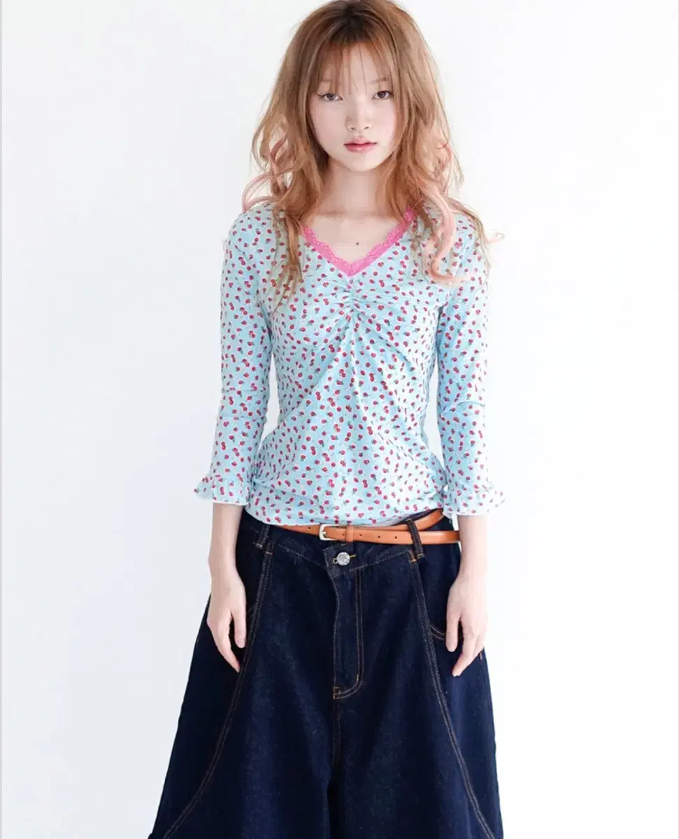 샵페어리 little strawberry lace top (mint)