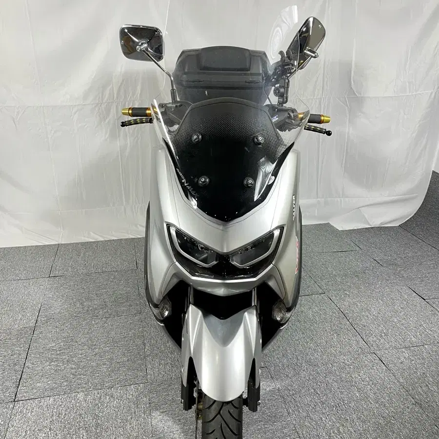 nmax125 23년식 4천키로대 판매합니다