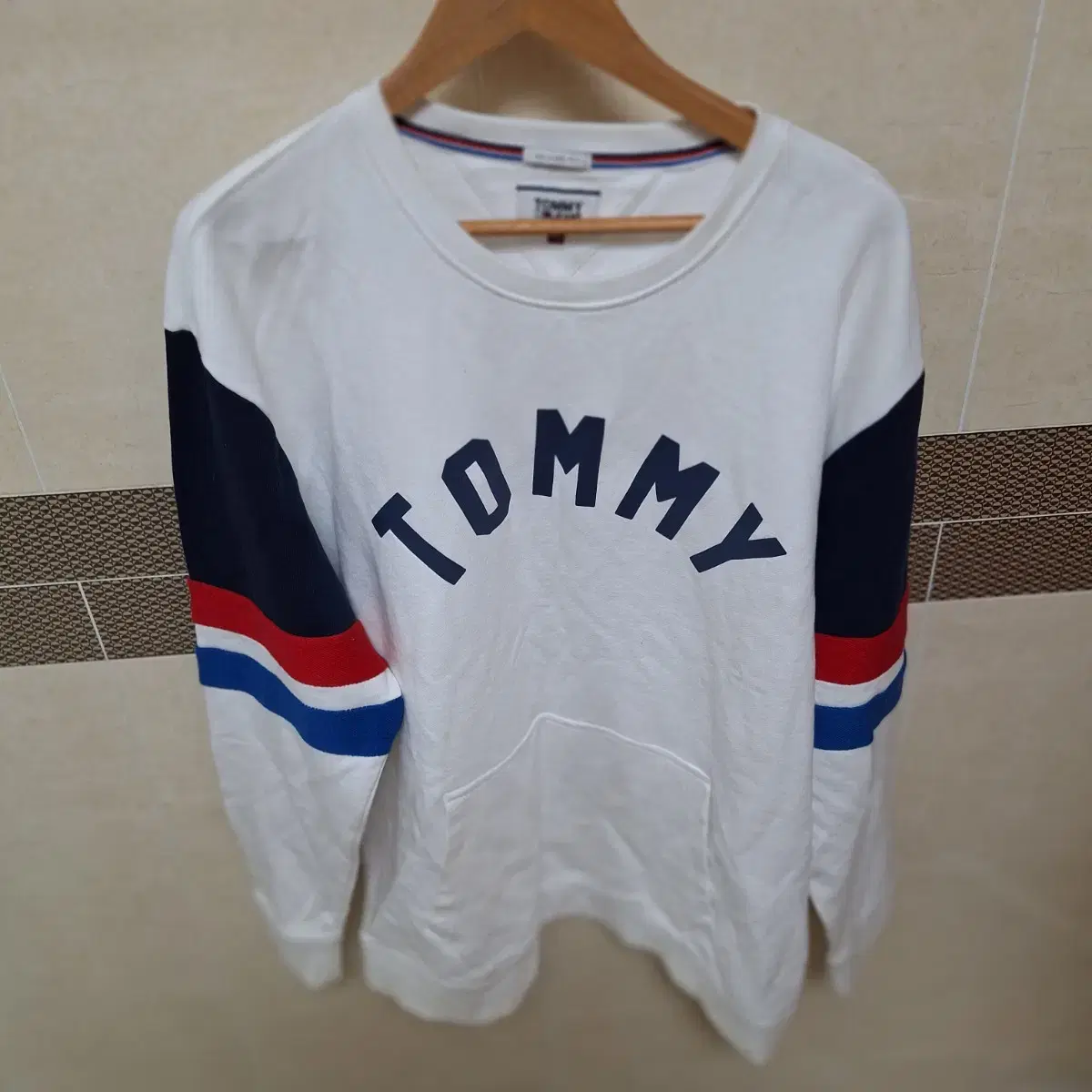 # TOMMY JEANS(XL)