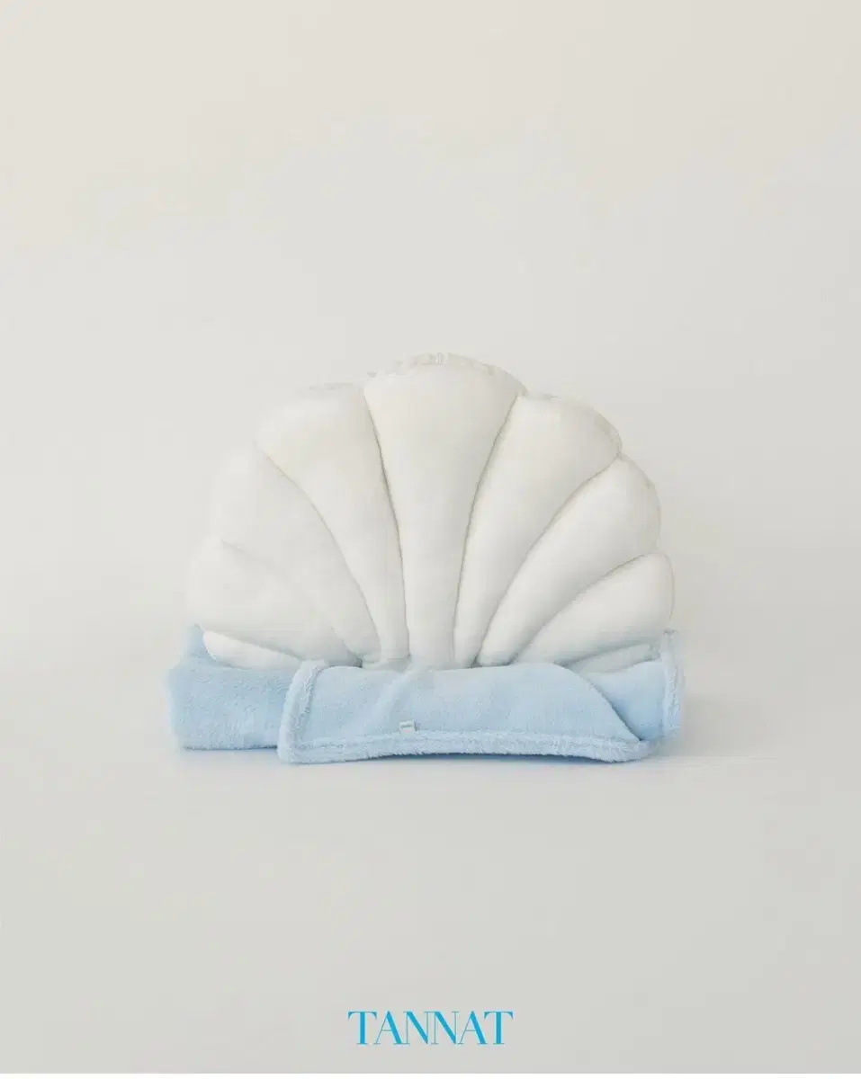 타낫 쉘 쿠션 블랭킷 shell cushion blanket 새상품