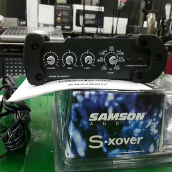 SAMSON S-xover