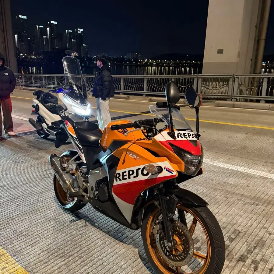 cbr125 대차