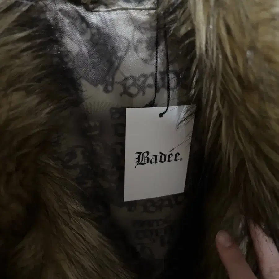 배디 퍼 자켓 Badee fur jacket