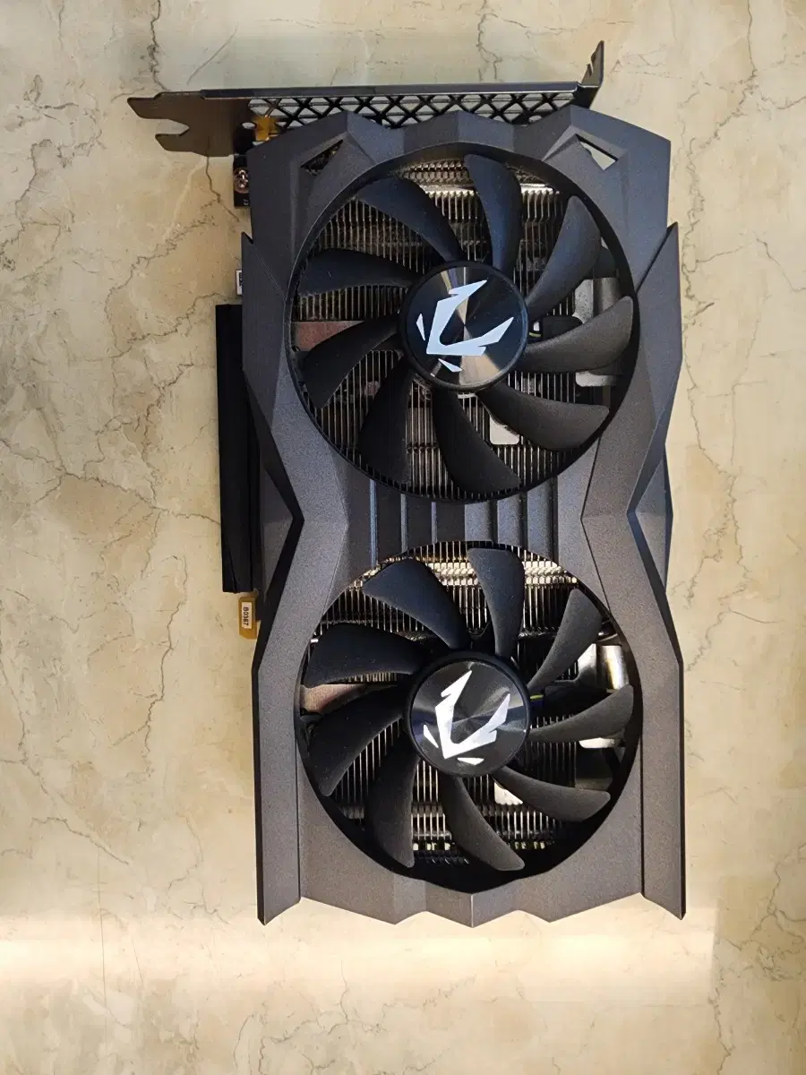 Zotac Gtx 1660 ti 그래픽카드 판매합니다