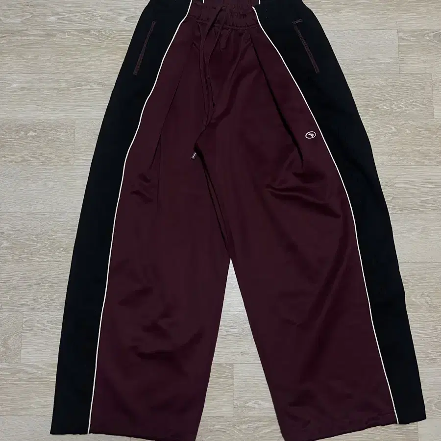 ADER Rawul sweatpants M 사이즈 아더에러 라울스웻팬츠