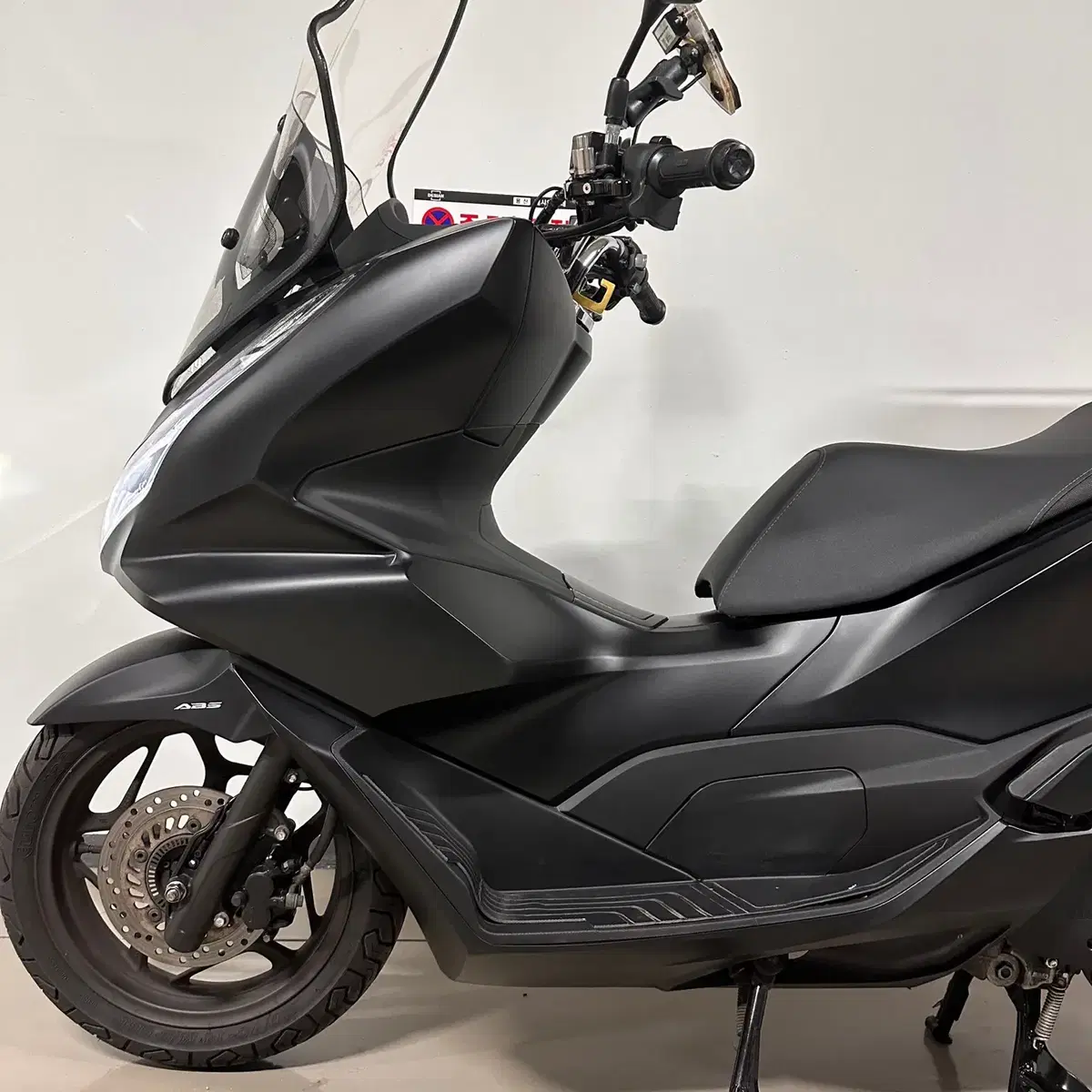 22년식 혼다 PCX125 ABS 블랙에디션 배달대행풀셋팅 짧은키로수