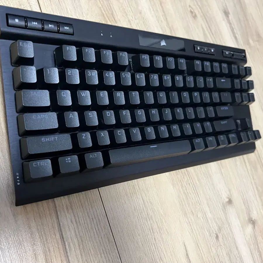 커세어 k70 rgb tkl 챔피언